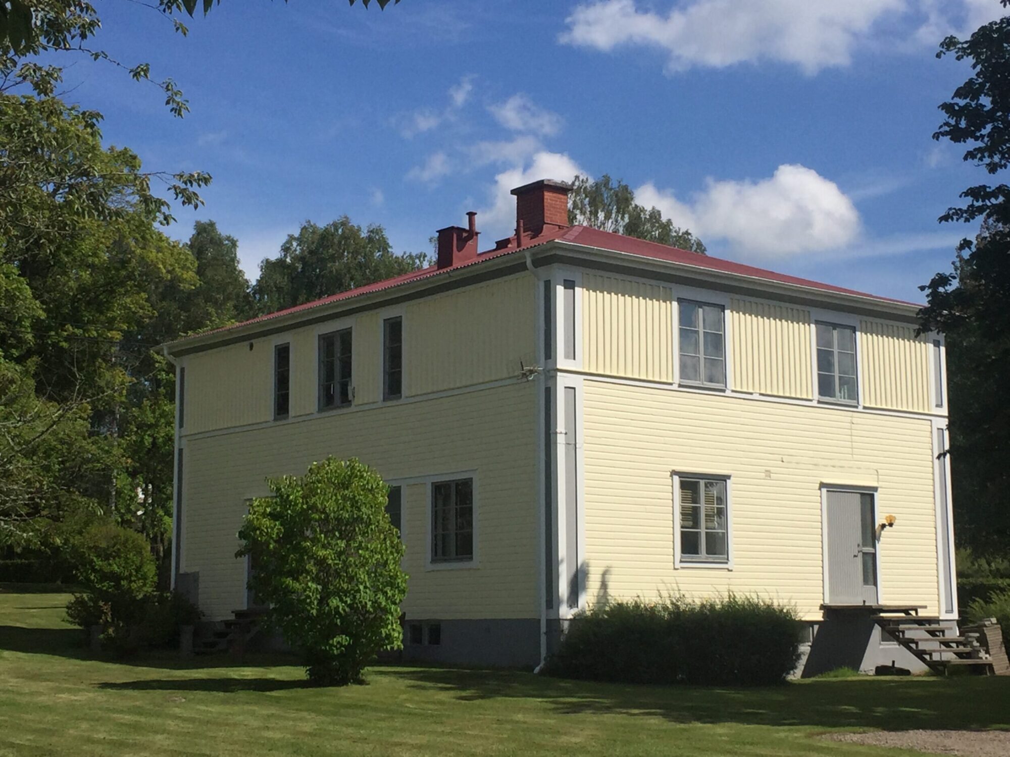 Solhem 1A och B Dänningelanda 355 93 Växjö 